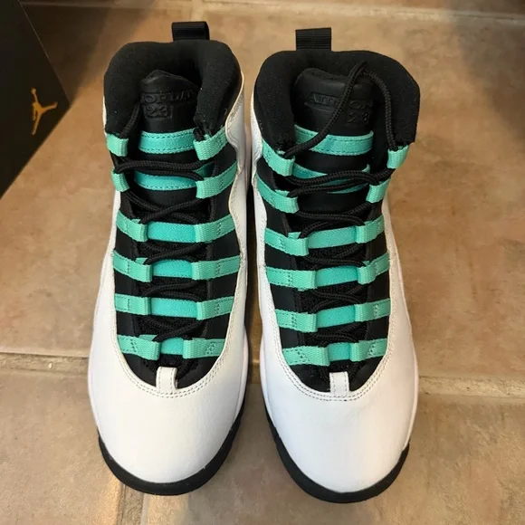 NEW IN BOX Air Jordan 10 Retro 30th GG Youth Sneakers - Picture 6 of 7